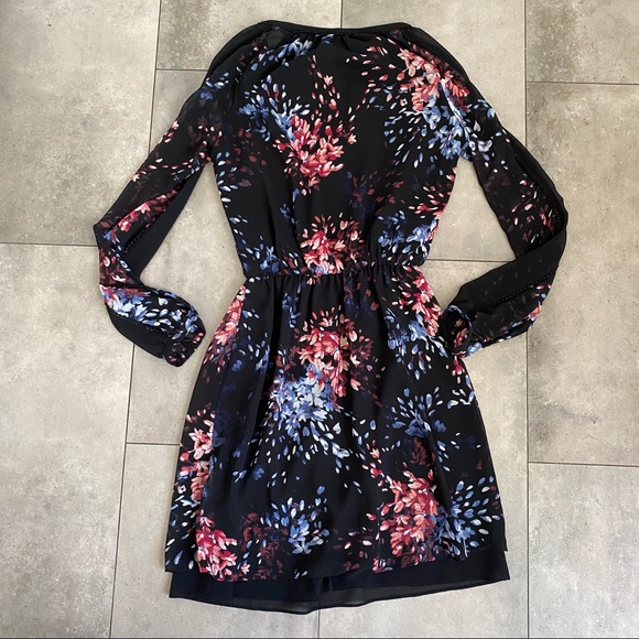 NEW White House black market multi floral sheer chiffon dress size 0 - Picture 7 of 12